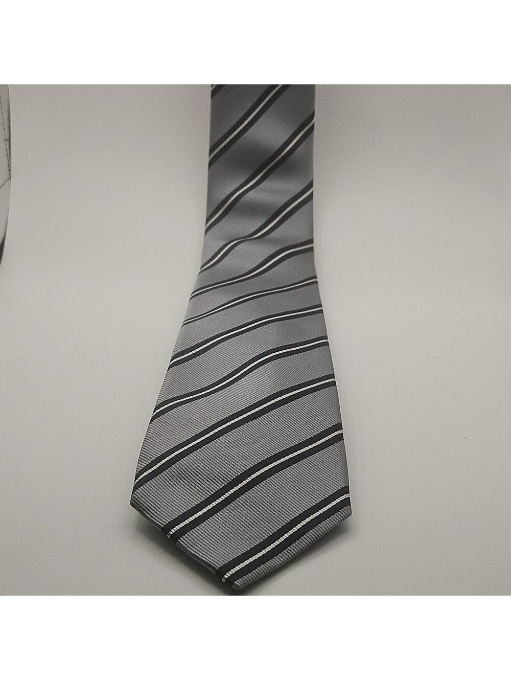 Banana Republic Men's 100% Silk Woven Striped Tie Logo Gray Black White.   0159